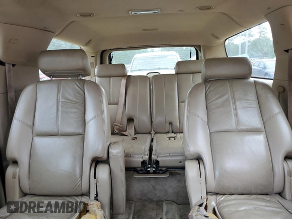 2007 GMC Yukon XL SLT with VIN 1GKFC16027R424790, listed as a Copart auction lot 53789945 with 239,664 mi miles and Salvage Title. Bid and sale history available at carsss.com. Image 10.