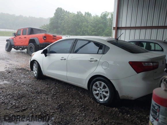 2014 Kia Rio LX with VIN KNADM4A35E6350778, listed as a IAAI auction lot 42188131 with 162,754 mi miles and . Bid and sale history available at DreamBid. Image 3.