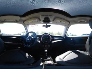 2018 MINI Hardtop Cooper with VIN WMWXP5C55J2H29048, listed as a IAAI auction lot 42315130 with 9,352 mi miles and . Bid and sale history available at DreamBid. Image 19.