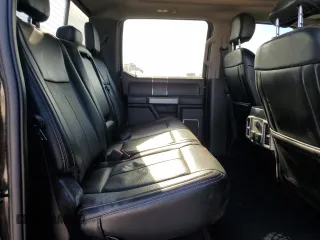 2021 Ford F-350 XL z VIN 1FT8W3DT7MEC78278, wystawiony jako Copart lot #49004825 z przebiegiem Nie podano mil oraz Nie do naprawy • Non repairable. Historia ofert i sprzedaży dostępna na DreamBid. Obrazek 10.