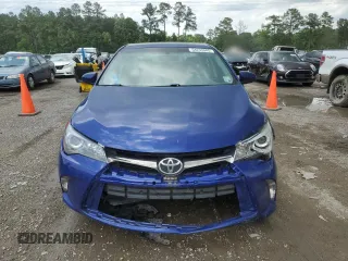 2015 Toyota Camry XLE with VIN 4T1BF1FK1FU919881, listed as a Copart auction lot 54233945 with 139,173 mi miles and Salvage Title. Bid and sale history available at carsss.com. Image 5.