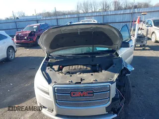 2014 GMC Acadia SLE with VIN 1GKKRPKD3EJ257537, listed as a IAAI auction lot 41797160 with 179,231 mi miles. Bid and sale history available at carsss.com. Image 10.