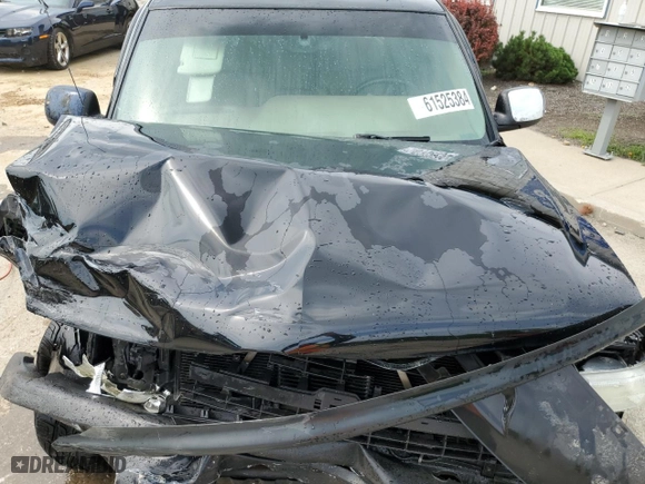2003 Chevrolet Suburban Z71 with VIN 3GNFK16Z63G121011, listed as a Copart auction lot 61525384 with 255,113 mi miles and Non Repairable. Bid and sale history available at carsss.com. Image 12.