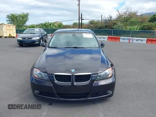 2007 BMW 3 Series 335i with VIN WBAVB73517PA88476, listed as a IAAI auction lot 42300906 with 133,341 mi miles and . Bid and sale history available at DreamBid. Image 12.
