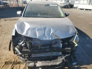 2025 Kia Sportage EX with VIN KNDPV3DFXS7327712, listed as a Copart auction lot 77497044 with 26 mi miles and Salvage Title. Bid and sale history available at carsss.com. Image 5.