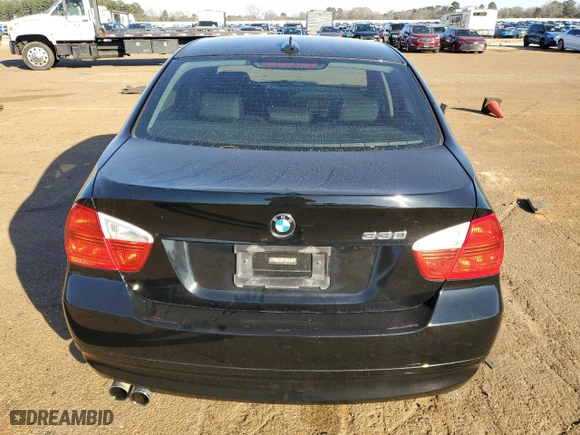 2006 BMW 3 Series 330i with VIN WBAVB33546KR75071, listed as a Copart auction lot 42124475 with 263,215 mi miles and Salvage Title. Bid and sale history available at carsss.com. Image 6.