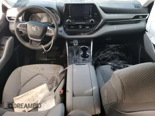 2022 Toyota Highlander LE z VIN 5TDBZRBH4NS246673, wystawiony jako Copart lot #40898463 z przebiegiem 2 366 mil mil oraz . Historia ofert i sprzedaży dostępna na DreamBid. Obrazek 8.