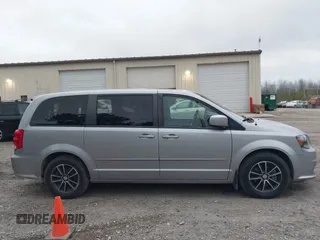 2016 Dodge Grand Caravan SE with VIN 2C4RDGBG1GR401894, listed as a IAAI auction lot 41519412 with 198,444 mi miles and . Bid and sale history available at DreamBid. Image 13.