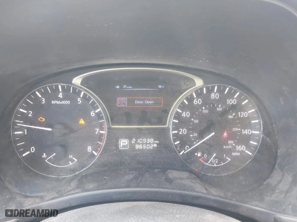 2013 Nissan Pathfinder Platinum with VIN 5N1AR2MN7DC690552, listed as a IAAI auction lot 41982519 with 210,938 mi miles. Bid and sale history available at carsss.com. Image 7.