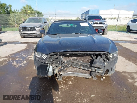 2017 Ford Mustang V6 z VIN 1FATP8EM0H5217314, wystawiony jako IAAI lot #42296116 z przebiegiem 104 845 mil mil oraz . Historia ofert i sprzedaży dostępna na DreamBid. Obrazek 13.