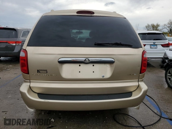 2001 Chrysler Town & Country Limited with VIN 2C8GP64L21R387318, listed as a Copart auction lot 79038314 with 103,637 mi miles and Salvage Title. Bid and sale history available at carsss.com. Image 6.