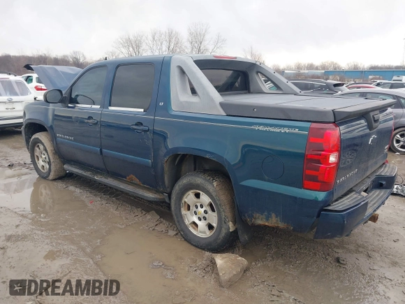 2007 Chevrolet Avalanche 3LT z VIN 3GNFK12307G150155, wystawiony jako IAAI lot #41637680 z przebiegiem Nie podano mil oraz . Historia ofert i sprzedaży dostępna na DreamBid. Obrazek 3.