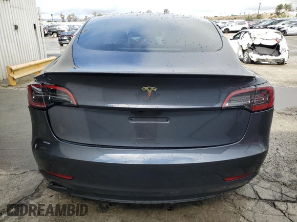 2023 Tesla Model 3 z VIN 5YJ3E1EA7PF695756, wystawiony jako Copart lot #44460865 z przebiegiem 24 033 mil mil oraz Szkoda całkowita • Salvage title. Historia ofert i sprzedaży dostępna na DreamBid. Obrazek 6.