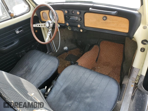 1970 Volkswagen Beetle with VIN 1102980616, listed as a Copart auction lot 43115565 with 49,206 mi miles and Clean Title. Bid and sale history available at DreamBid. Image 8.
