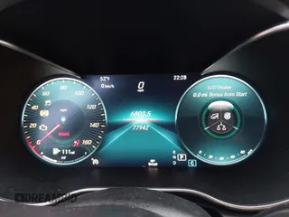 2019 Mercedes-Benz C 300 с VIN 55SWF8EB4KU320670, выставлен на аукционе IAAI как лот 41053917 с пробегом 77 942 миль миль и . История ставок и продаж доступна на DreamBid. Изображение 7.