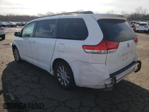 2013 Toyota Sienna XLE with VIN 5TDDK3DC2DS062598, listed as a Copart auction lot 50026545 with 130,719 mi miles and Salvage Title. Bid and sale history available at DreamBid. Image 2.