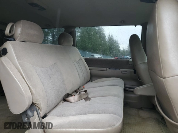 2003 GMC Safari z VIN 1GKEL19X43B503725, wystawiony jako Copart lot #47262655 z przebiegiem 208 200 mil mil oraz Szkody całkowita. Historia ofert i sprzedaży dostępna na DreamBid. Obrazek 11.