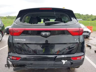 2018 Kia Sportage EX z VIN KNDPN3AC8J7382796, wystawiony jako IAAI lot #42161431 z przebiegiem 42 666 mil mil oraz . Historia ofert i sprzedaży dostępna na DreamBid. Obrazek 16.