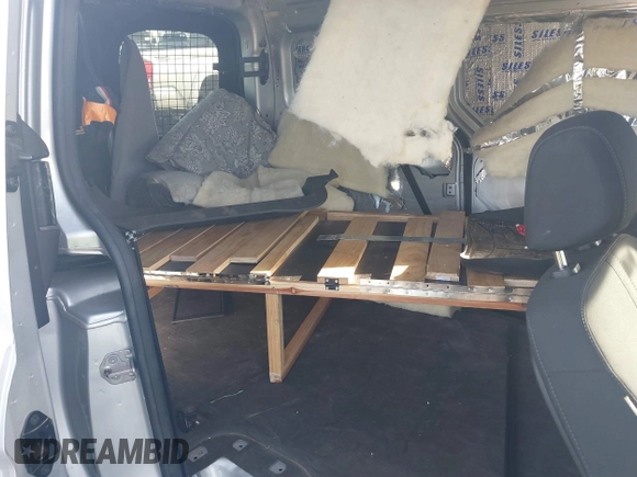 2022 Ford Transit Connect XLT с VIN NM0LS7T22N1526142, выставлен на аукционе IAAI как лот 41414959 с пробегом 33 136 миль миль и . История ставок и продаж доступна на DreamBid. Изображение 8.