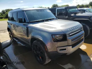 2021 Land Rover Defender SE z VIN SALEP7RU0M2049735, wystawiony jako Copart lot #73704894 z przebiegiem Nie podano mil oraz Szkoda całkowita • Salvage title. Historia ofert i sprzedaży dostępna na DreamBid. Obrazek 4.