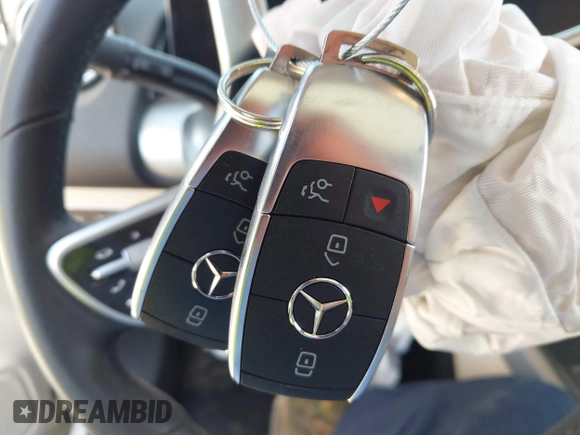 2022 Mercedes-Benz GLB 250 с VIN W1N4M4GB7NW259912, выставлен на аукционе IAAI как лот 41662630 с пробегом 56 466 миль миль и . История ставок и продаж доступна на DreamBid. Изображение 11.