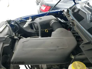 2018 Ram 1500 Big Horn z VIN 1C6RR7GG5JS115649, wystawiony jako IAAI lot #41352329 z przebiegiem 52 705 mil mil oraz . Historia ofert i sprzedaży dostępna na DreamBid. Obrazek 19.