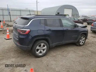 2018 Jeep Compass Latitude with VIN 3C4NJDBB6JT138932, listed as a Copart auction lot 44770095 with 109,540 mi miles and Salvage Title. Bid and sale history available at DreamBid. Image 3.