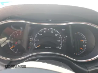 2021 Jeep Grand Cherokee Laredo X z VIN 1C4RJEAG9MC746108, wystawiony jako Copart lot #56479195 z przebiegiem 59 703 mil mil oraz Czysty tytuł • Clean title. Historia ofert i sprzedaży dostępna na DreamBid. Obrazek 9.