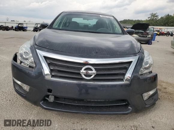 2014 Nissan Altima S with VIN 1N4AL3AP7EN251168, listed as a Copart auction lot 52827025 with 32,489 mi miles and Salvage Title. Bid and sale history available at DreamBid. Image 5.