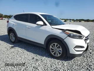 2016 Hyundai Tucson SE z VIN KM8J23A47GU024358, wystawiony jako Copart lot #54982605 z przebiegiem 69 957 mil mil oraz Szkoda całkowita • Salvage title. Historia ofert i sprzedaży dostępna na DreamBid. Obrazek 4.