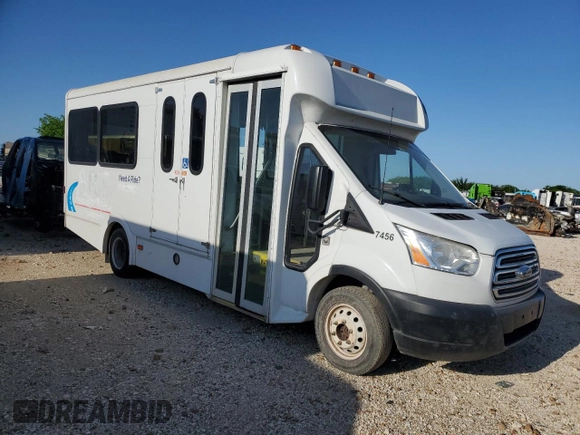 2018 Ford Transit with VIN 1FDES8PM9JKA07456, listed as a Copart auction lot 51866735 with 193,407 mi miles and Clean Title. Bid and sale history available at DreamBid. Image 4.