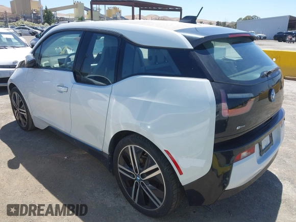 2014 BMW i3 with VIN WBY1Z2C55EV284358, listed as a IAAI auction lot 42597996 with 48,233 mi miles and . Bid and sale history available at DreamBid. Image 3.