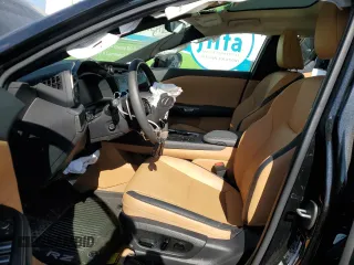 2023 Lexus RZ 450e Premium z VIN JTJAAAAB9PA013516, wystawiony jako Copart lot #50808725 z przebiegiem 571 mil mil oraz Szkoda całkowita • Salvage title. Historia ofert i sprzedaży dostępna na DreamBid. Obrazek 7.