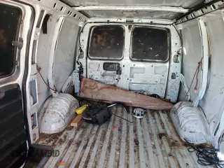 2003 GMC Savana Cargo Van with VIN 1GTGG25U031121692, listed as a Copart auction lot 70495844 with 57,614 mi miles and Salvage Title. Bid and sale history available at carsss.com. Image 10.