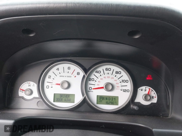 2007 Ford Escape Limited with VIN 1FMCU94147KB59008, listed as a IAAI auction lot 41751991 with 162,907 mi miles. Bid and sale history available at carsss.com. Image 7.