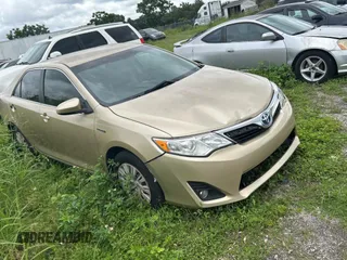 2012 Toyota Camry XLE z VIN 4T1BD1FK6CU002145, wystawiony jako Copart lot #59938745 z przebiegiem Nie podano mil oraz Czysty tytuł • Clean title. Historia ofert i sprzedaży dostępna na DreamBid. Obrazek 1.