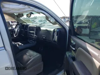 2019 Chevrolet Silverado 2500HD LTZ with VIN 1GC1KTEY7KF262239, listed as a IAAI auction lot 41705007 with 144,157 mi miles. Bid and sale history available at carsss.com. Image 5.