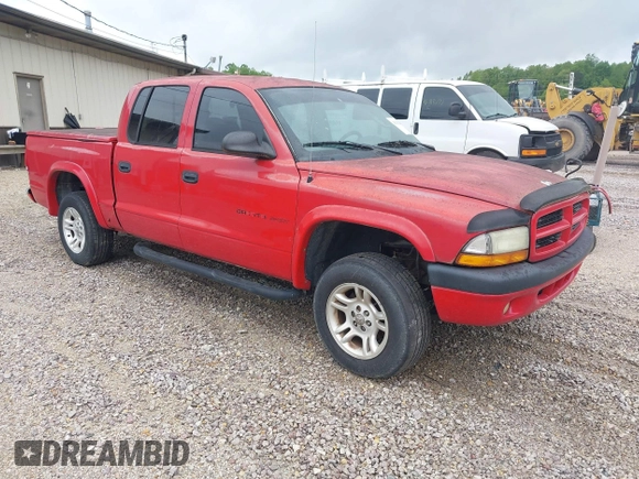 2002 Dodge Dakota Sport with VIN 1B7HG38N62S670613, listed as a IAAI auction lot 42133366 with 156,977 mi miles and . Bid and sale history available at carsss.com. Image 1.