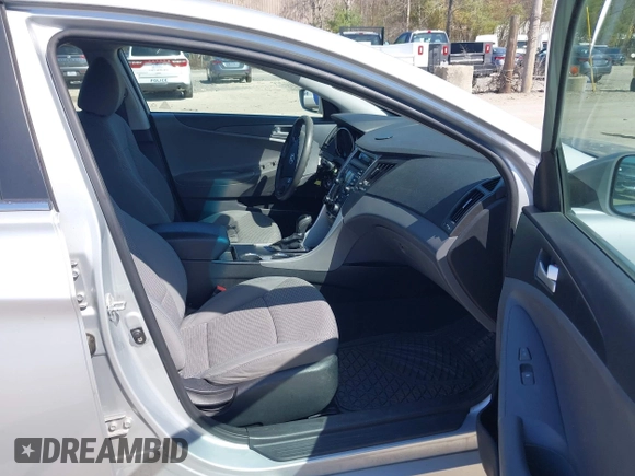 2012 Hyundai Sonata GLS with VIN 5NPEB4AC7CH331701, listed as a IAAI auction lot 42112081 with 122,050 mi miles. Bid and sale history available at carsss.com. Image 5.
