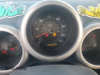 2006 Honda Element EX-P with VIN 5J6YH18766L016501, listed as a Copart auction lot 87048064 with 288,906 mi miles and Salvage Title. Bid and sale history available at DreamBid. Image 9.