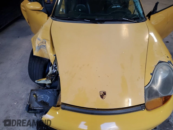 2002 Porsche Boxster z VIN WP0CA29832U621890, wystawiony jako Copart lot #88170475 z przebiegiem 156 954 mil mil oraz Szkoda całkowita • Salvage title. Historia ofert i sprzedaży dostępna na DreamBid. Obrazek 11.