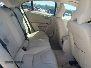 2015 Volvo S60 T5 Drive-E Premier z VIN YV126MFK2F1340349, wystawiony jako Copart lot #49983665 z przebiegiem 125 917 mil mil oraz Szkoda całkowita • Salvage title. Historia ofert i sprzedaży dostępna na DreamBid. Obrazek 10.