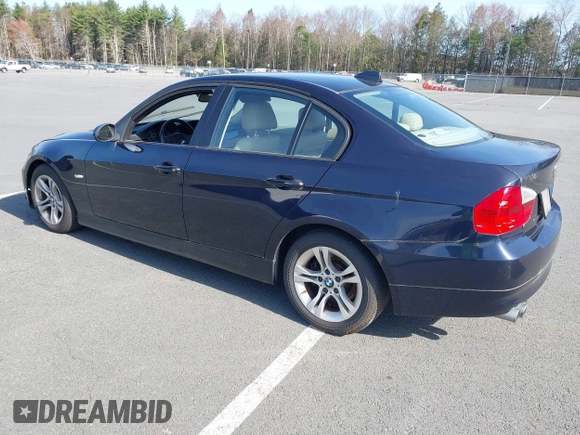 2008 BMW 3 Series 328xi with VIN WBAVC735X8KX92684, listed as a IAAI auction lot 42108049 with 275,323 mi miles. Bid and sale history available at carsss.com. Image 3.