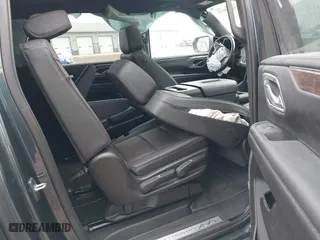 2021 Chevrolet Suburban High Country with VIN 1GNSKGKL9MR184740, listed as a IAAI auction lot 41509373 with 67,979 mi miles. Bid and sale history available at carsss.com. Image 8.
