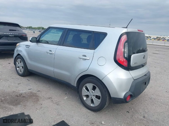 2015 Kia Soul with VIN KNDJN2A20F7797173, listed as a IAAI auction lot 41815098 with 191,888 mi miles. Bid and sale history available at carsss.com. Image 3.
