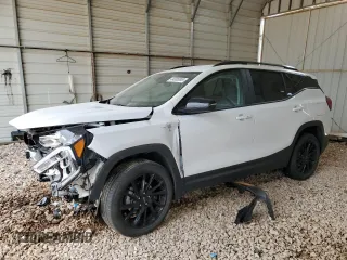 2023 GMC Terrain SLE with VIN 3GKALMEG6PL149362, listed as a Copart auction lot 44000095 with 43,238 mi miles and Salvage Title. Bid and sale history available at carsss.com. Image 1.