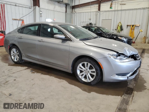 2015 Chrysler 200 Limited with VIN 1C3CCCABXFN742153, listed as a Copart auction lot 61244535 with 106,048 mi miles and Clean title. Bid and sale history available at DreamBid. Image 4.