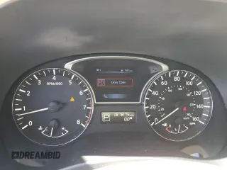 2015 Nissan Pathfinder Platinum z VIN 5N1AR2MN2FC601666, wystawiony jako Copart lot #56070145 z przebiegiem 187 875 mil mil oraz Szkoda całkowita • Salvage title. Historia ofert i sprzedaży dostępna na DreamBid. Obrazek 9.