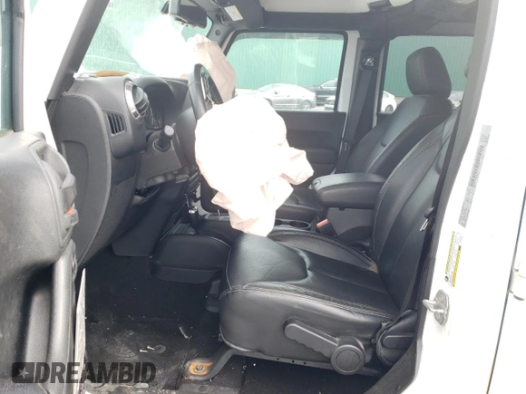 2018 Jeep Wrangler JK Unlimited Sahara with VIN 1C4BJWEG1JL824569, listed as a Copart auction lot 70665254 with 30,083 mi miles and Salvage Title. Bid and sale history available at carsss.com. Image 7.