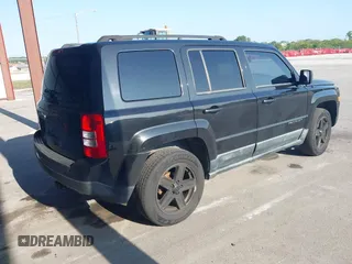2011 Jeep Patriot Sport with VIN 1J4NF1GB4BD172586, listed as a IAAI auction lot 42234028 with 143,400 mi miles and . Bid and sale history available at DreamBid. Image 4.